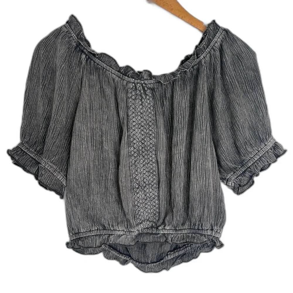 Salty Lemon NWT Charcoal Boho Ruffle‎ Trim Crop Top Size Medium
